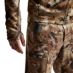 'Sitka' Men's Traverse Pant - Waterfowl : Waterfowl Marsh -Fashion Clothing Store IMG SITKA WL 2022 600029 WL Traverse Pant Optifade Waterfowl 592p Studio 04008 1024x1024@2x